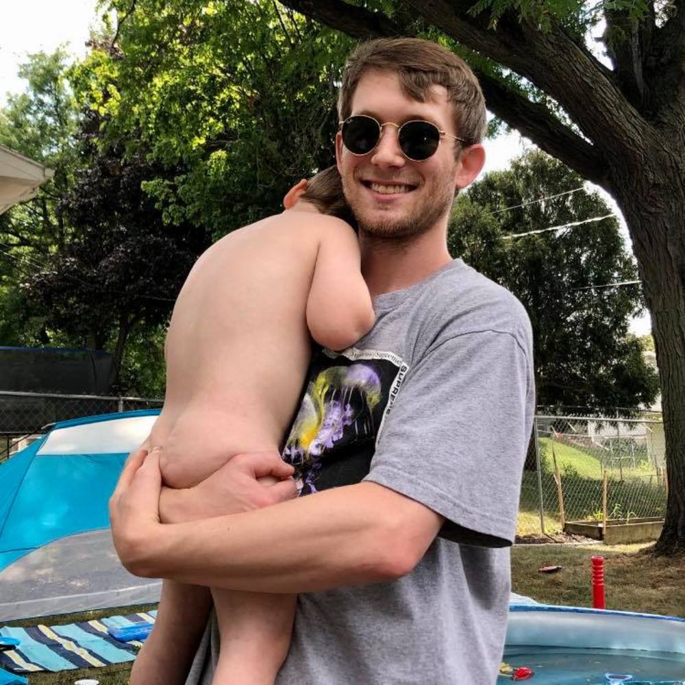Meet your Posher, Casey